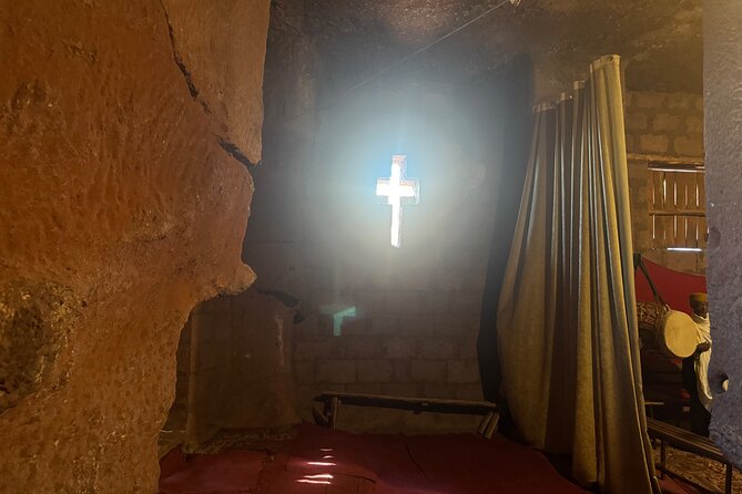 2 Day Lalibela Tours - Day 1: entering the northwestern church cluster