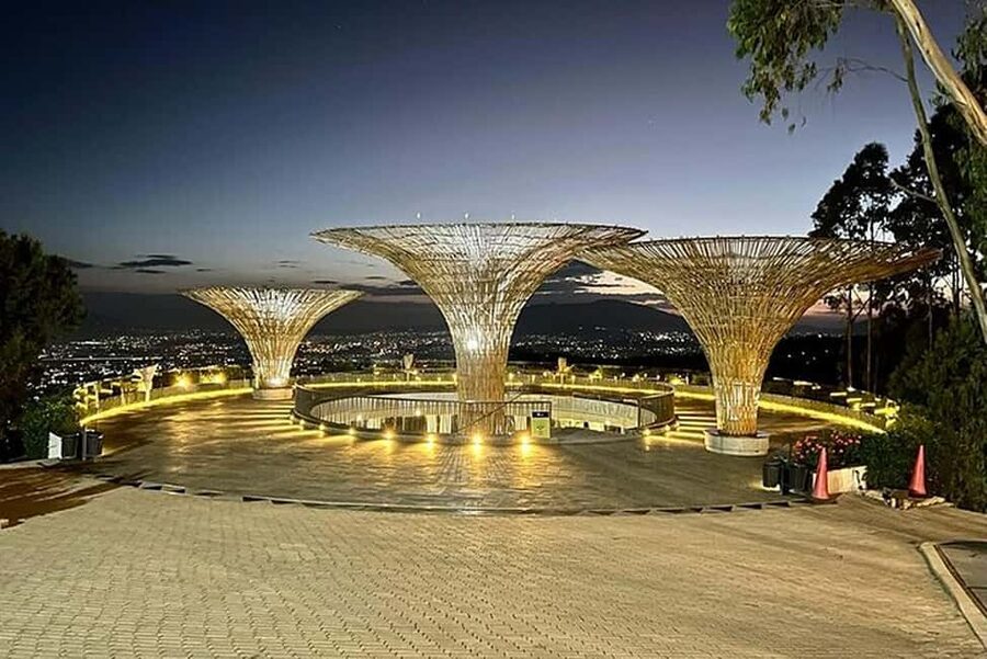 Addis Ababa: City Highlights Guided Tour with Entry Tickets - Why this four to six hour tour works well for a first visit