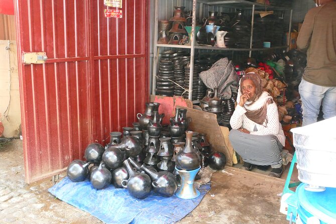 Addis Ababa Private Tour - Ethiopian food and coffee at midday