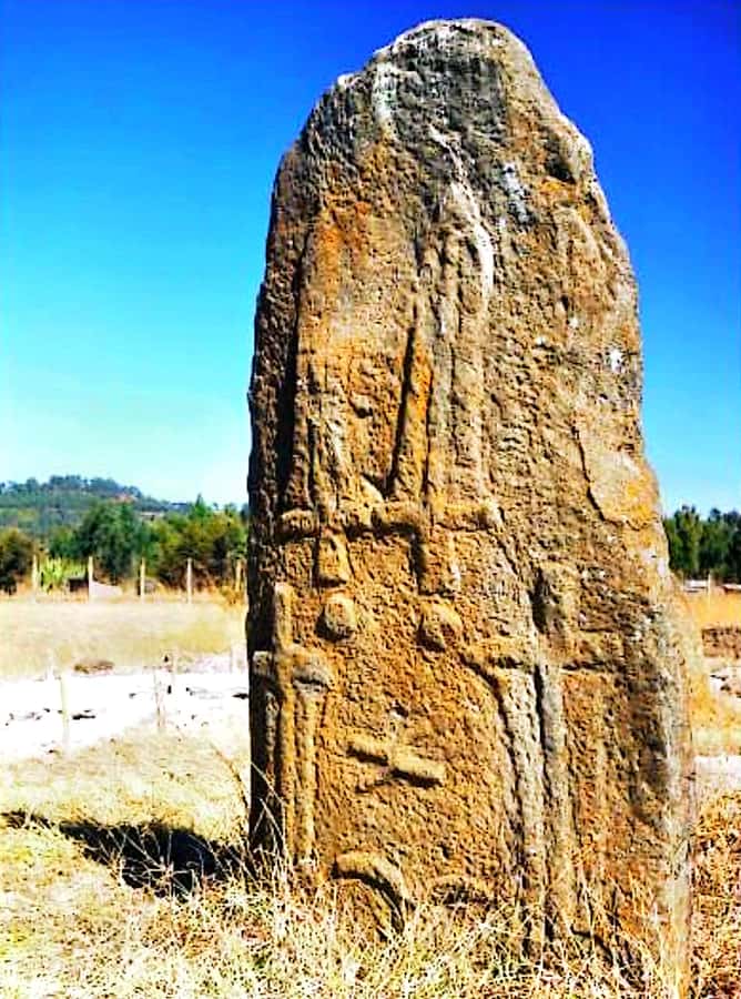 Day trip Adadi Mariam, Melka Kunture and Tiya stele - Adadi Mariam, a church cut from volcanic rock
