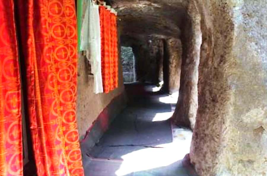 Day trip Adadi Mariam, Melka Kunture and Tiya stele - Guides, communication, and the human side of the trip