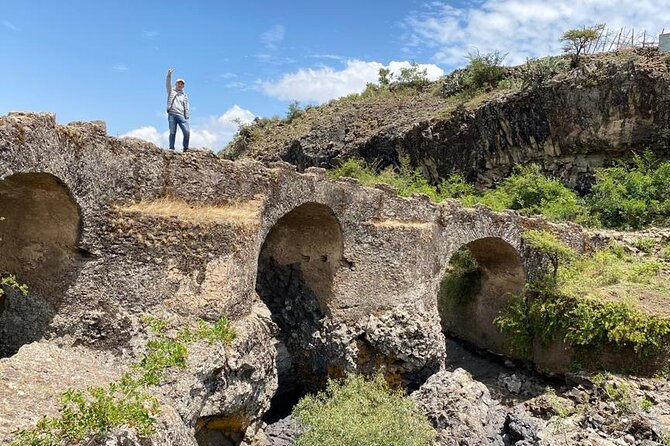 Day Trip From Addis Ababa To Debre Libanos and Portuguese Bridge - Reaching the gorge at Debre Libanos