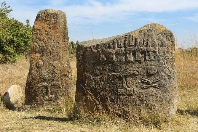 DAY TRIP TO THE UNESCO HERITAGE SITE TIYA & Melka Kunture - Melka Kunture reaches back millions of years