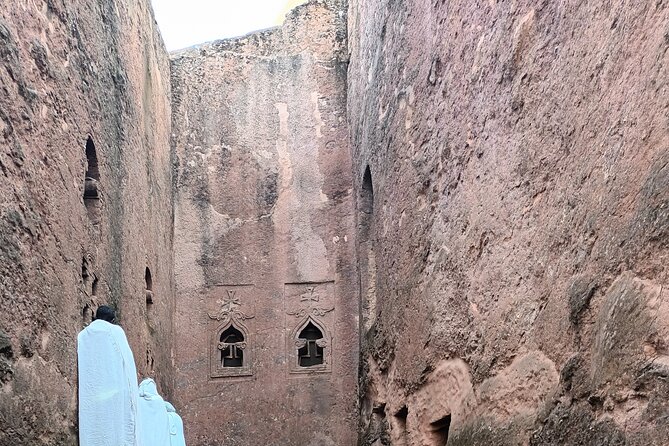 Full Day Tour To The 11 Rock Hewn Churches Of Lalibela - Arrival in Lalibela and the shared transfer