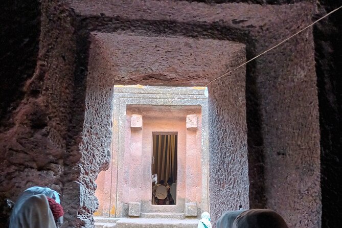 Full Day Tour To The 11 Rock Hewn Churches Of Lalibela - The noon closure and lunch break