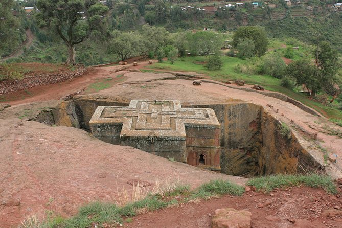 Lalibela Rock Churches Guided Tour - From Lalibela Airport to the old town