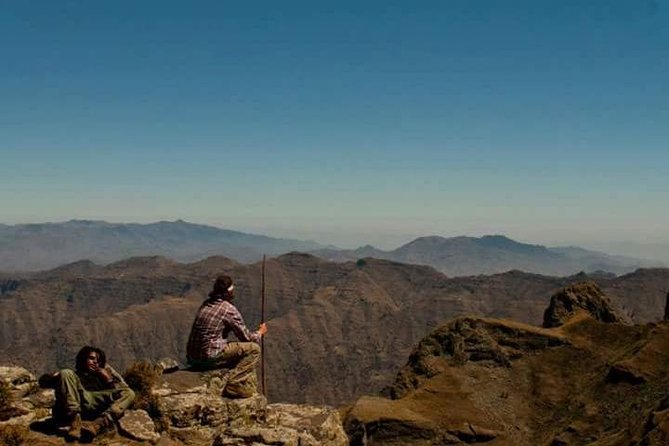 Lasta Mountains: Highland Eco Trekking Tour in Lalibela - Leaving Lalibela by the old mountain path