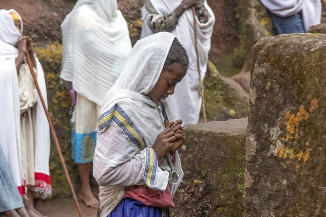Visiting Lalibela churches - The coffee ceremony at Daniel’s home